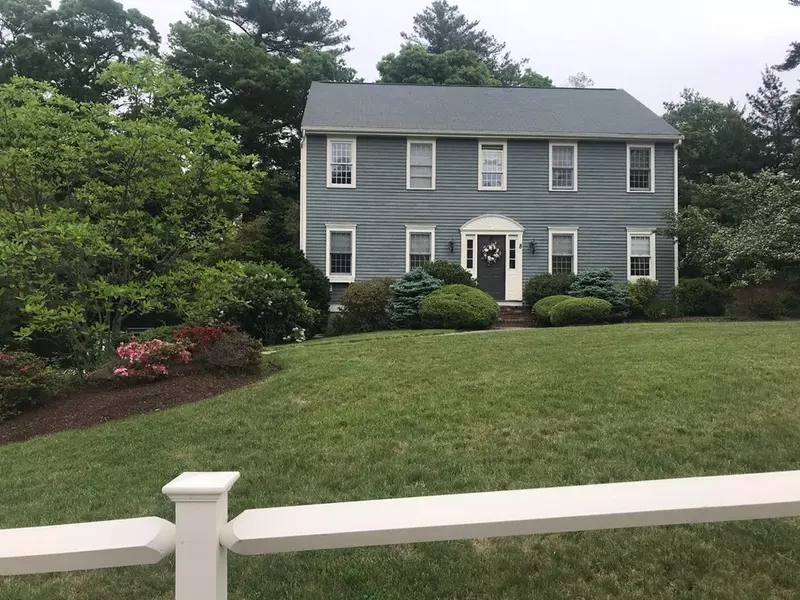 8 Vose Lane, Walpole, MA 02032