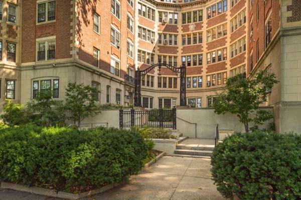 986 Memorial Drive #204, Cambridge, MA 02138