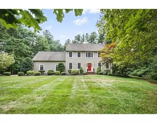 25 Sheila Lane, Franklin, MA 02038