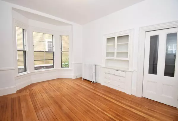 Cambridge, MA 02138,23 Irving Street