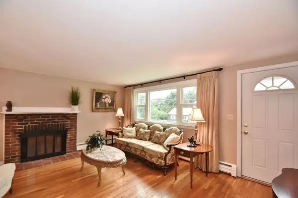 Woburn, MA 01801,25 Grace Rd
