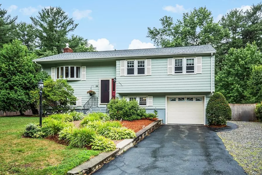 26 Daniel Drive, Burlington, MA 01803