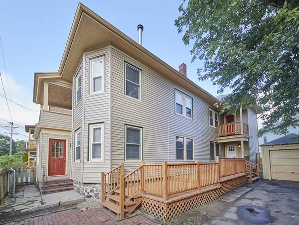 24-26 Everett Street, Lawrence, MA 01843