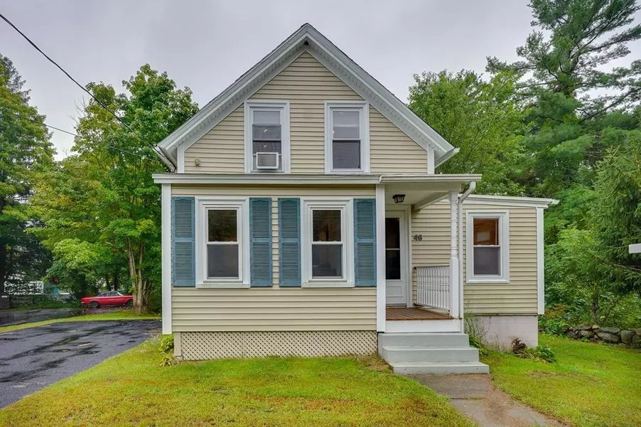 48 Main St, Upton, MA 01568