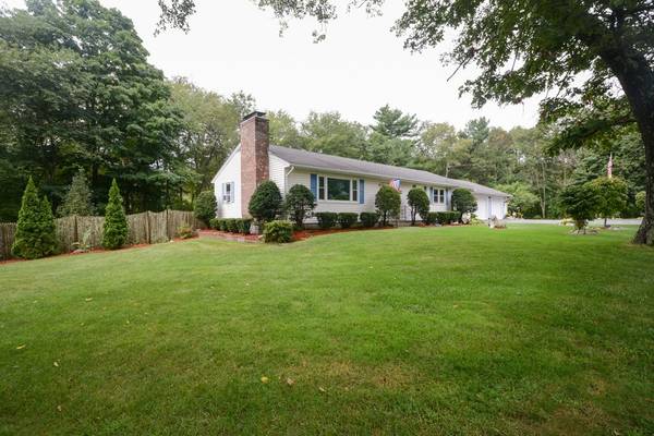 Uxbridge, MA 01569,353 Millville