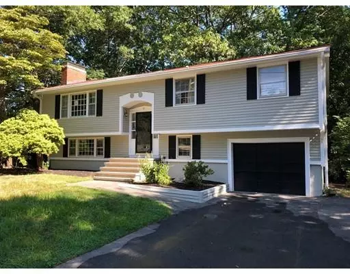 51 Harrow Rd, Norwood, MA 02062