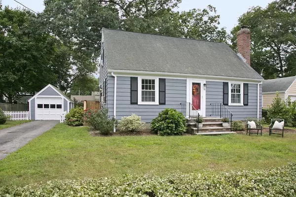 90 Homestead Ave, Weymouth, MA 02188