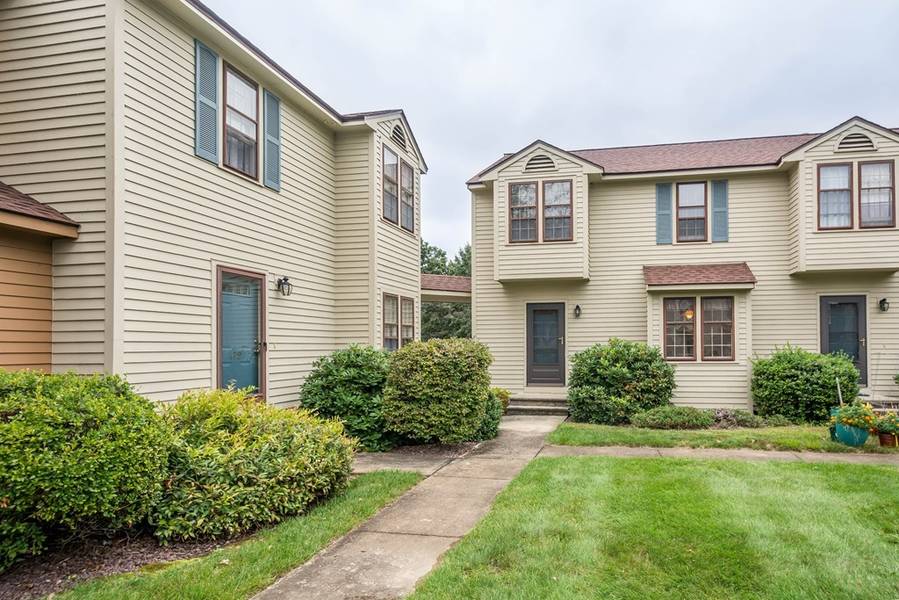 178 Apache Way #178, Tewksbury, MA 01876