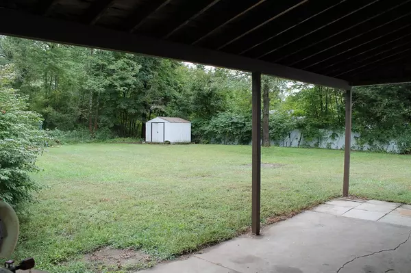 Palmer, MA 01069,3051 Pine St