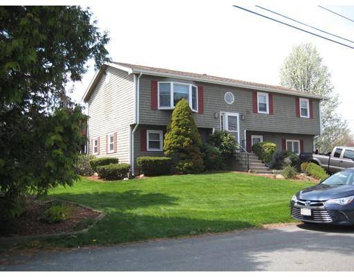 131 Anchor Dr, Somerset, MA 02726