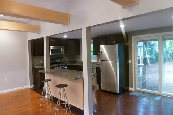 Halifax, MA 02338,17 Hemlock Rd