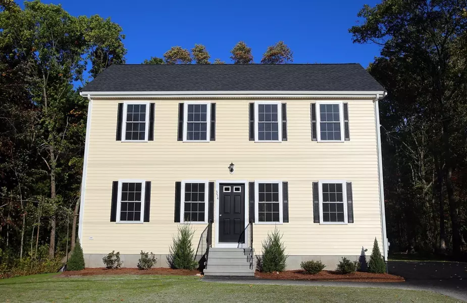 354 Sycamore St, Holbrook, MA 02343