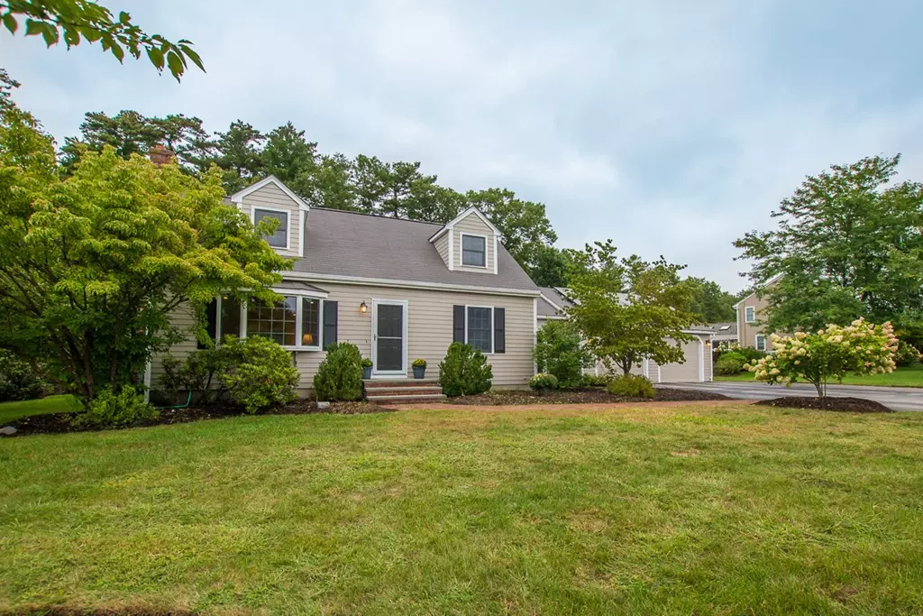 Medfield, MA 02052,5 Brastow Dr