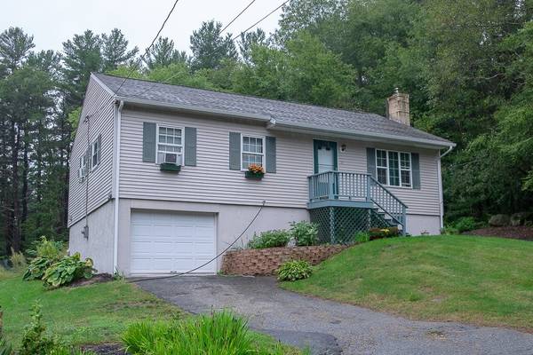 87 Larned Rd, Oxford, MA 01540