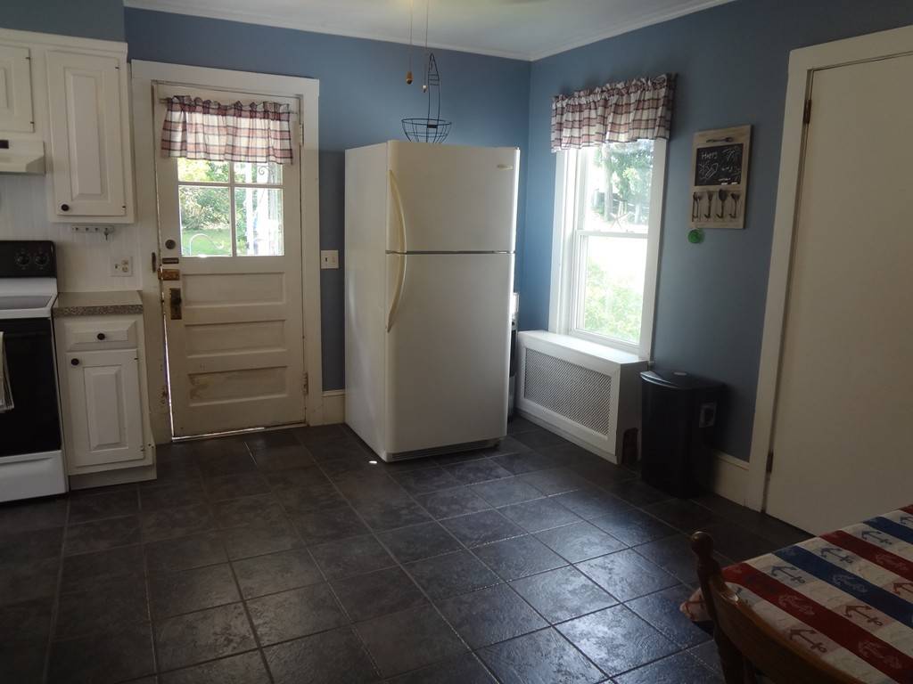 Plymouth, MA 02360,196 Summer Street