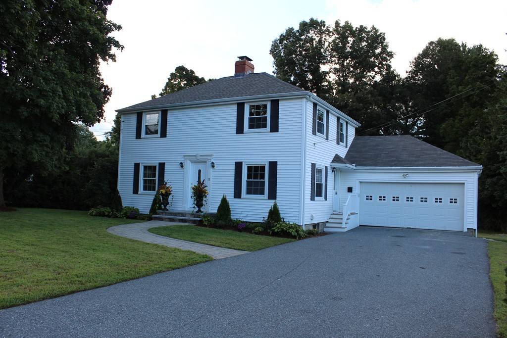 31 Winter Lane, Framingham, MA 01702