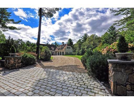 Milton, MA 02186,4 Stone Bridge Ln