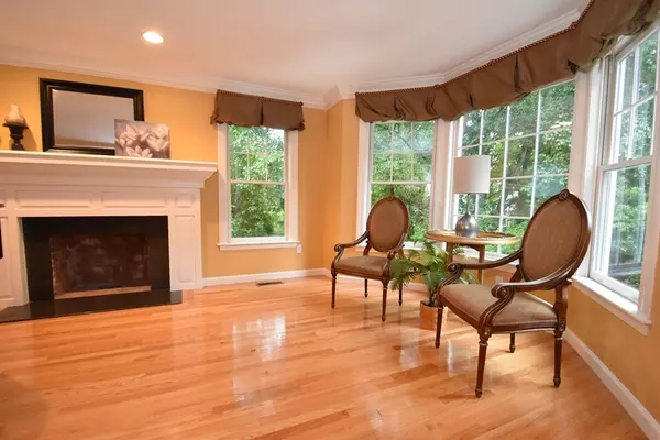 Sudbury, MA 01776,22 Julian's Way