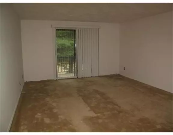 Randolph, MA 02368,232 Canton St #208