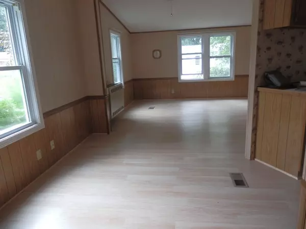 Athol, MA 01331,56 Earl Drive