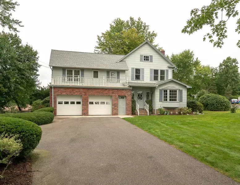 35 Pease Avenue, West Springfield, MA 01089