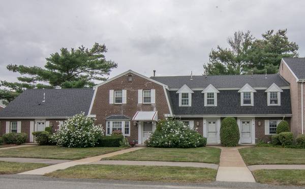 154 Erin Rd #154, Stoughton, MA 02072