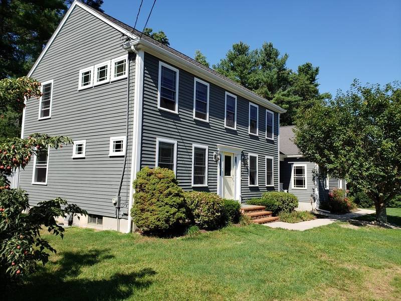 30 Sherwood Ln, Bridgewater, MA 02324