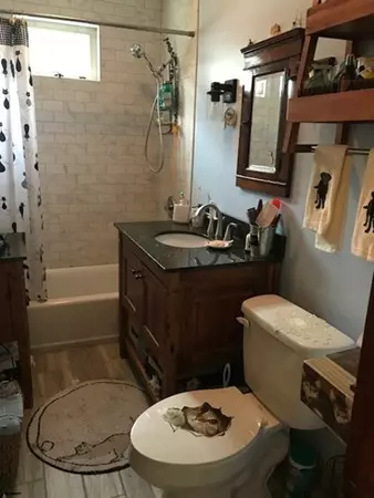 Methuen, MA 01844,14 Edgar St