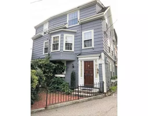 54 Lee Street, Marblehead, MA 01945