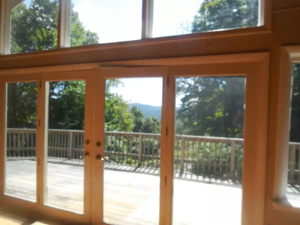 Huntington, MA 01050,10 Nagler Cross Rd