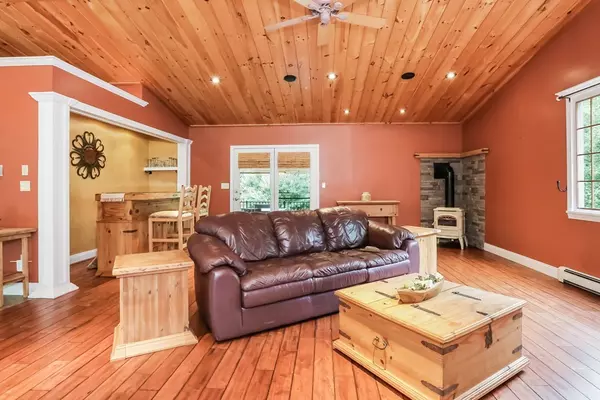 Rochester, MA 02770,150 Ryder Rd