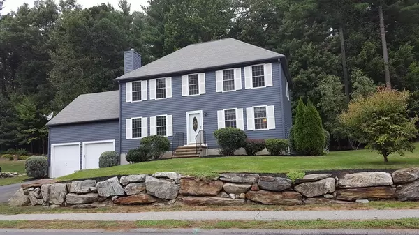 23 Calvin St, Ayer, MA 01432