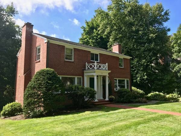 71 Meadowbrook, Longmeadow, MA 01106