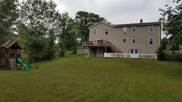Palmer, MA 01069,366 Rondeau St