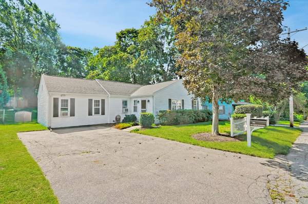 21 Bugbee Street, Plainville, MA 02762