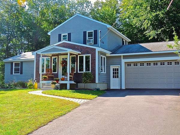 11 Walker Road, Buckland, MA 01338