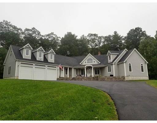 40 Hartford Ave E, Mendon, MA 01756