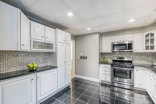 Andover, MA 01810,8 Apollo Circle
