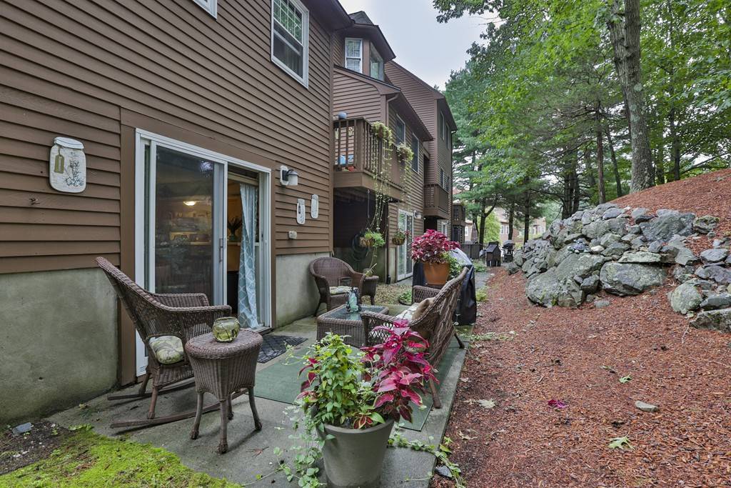 Saugus, MA 01906,602 Sherwood Forest Lane #602