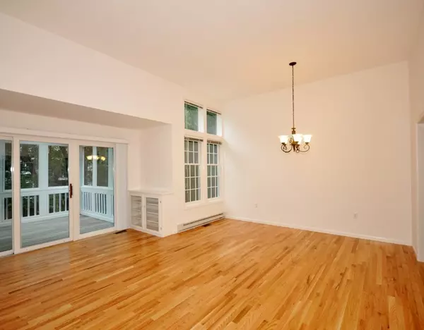 Acton, MA 01720,18 Brewster Lane #18