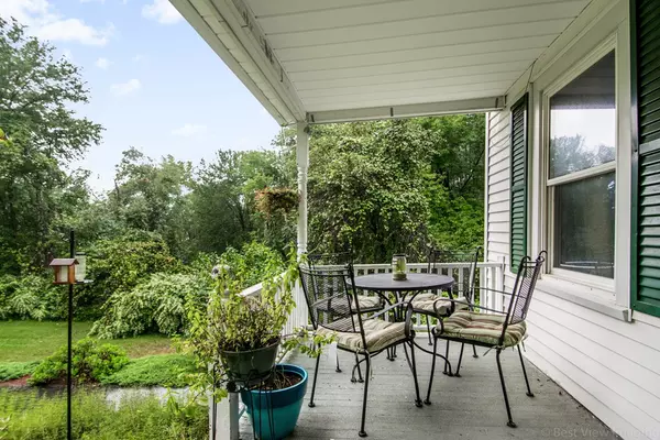 Upton, MA 01568,56 W Main St