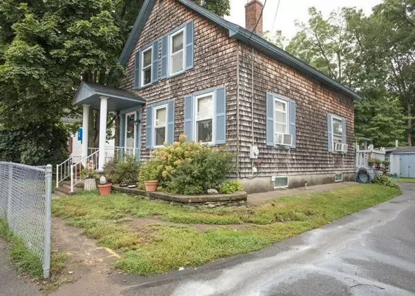 28 Sumner Street, Taunton, MA 02780