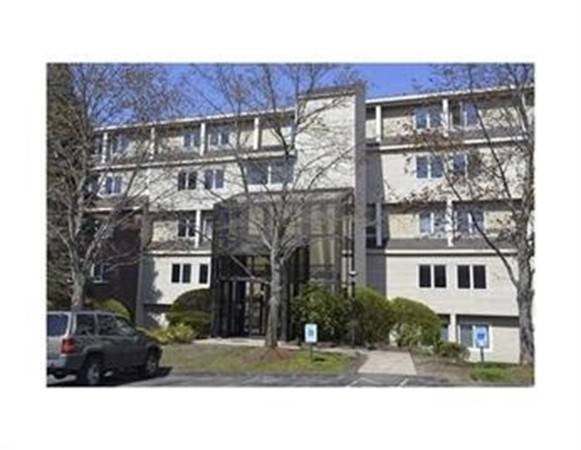 4 Duck Pond Rd #201, Beverly, MA 01915