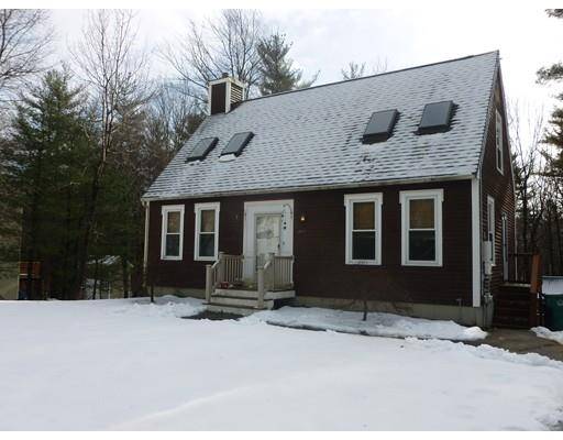 139 Stoneybrook Rd, Fitchburg, MA 01420