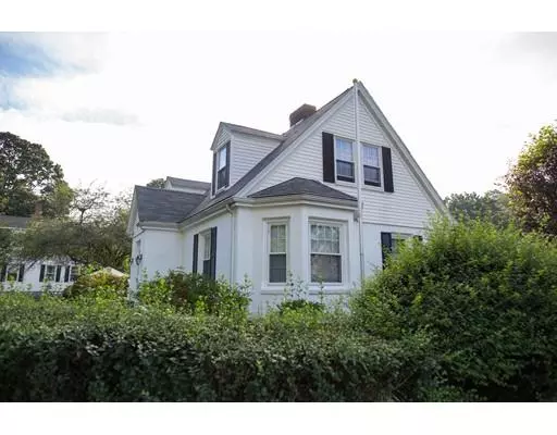 20 Forest St, Peabody, MA 01960