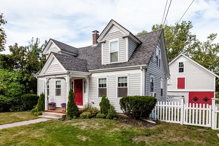 16 Church St, Cohasset, MA 02025