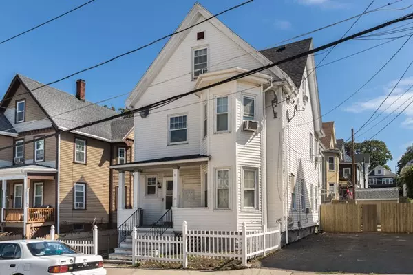 39 Magnolia St, Malden, MA 02148