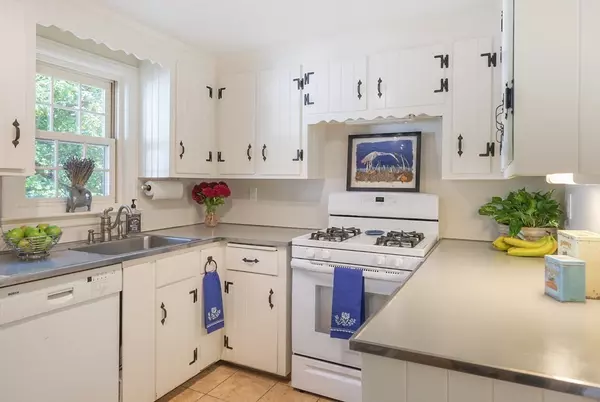 Wayland, MA 01778,46 Moore Road