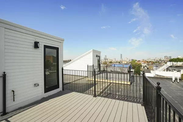 Boston, MA 02127,280 Gold Street #5