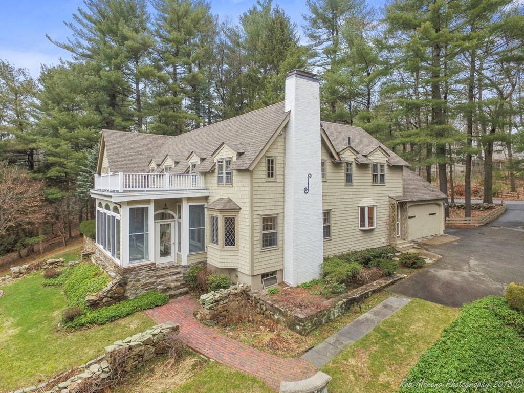 99 Spring Grove Road, Andover, MA 01810